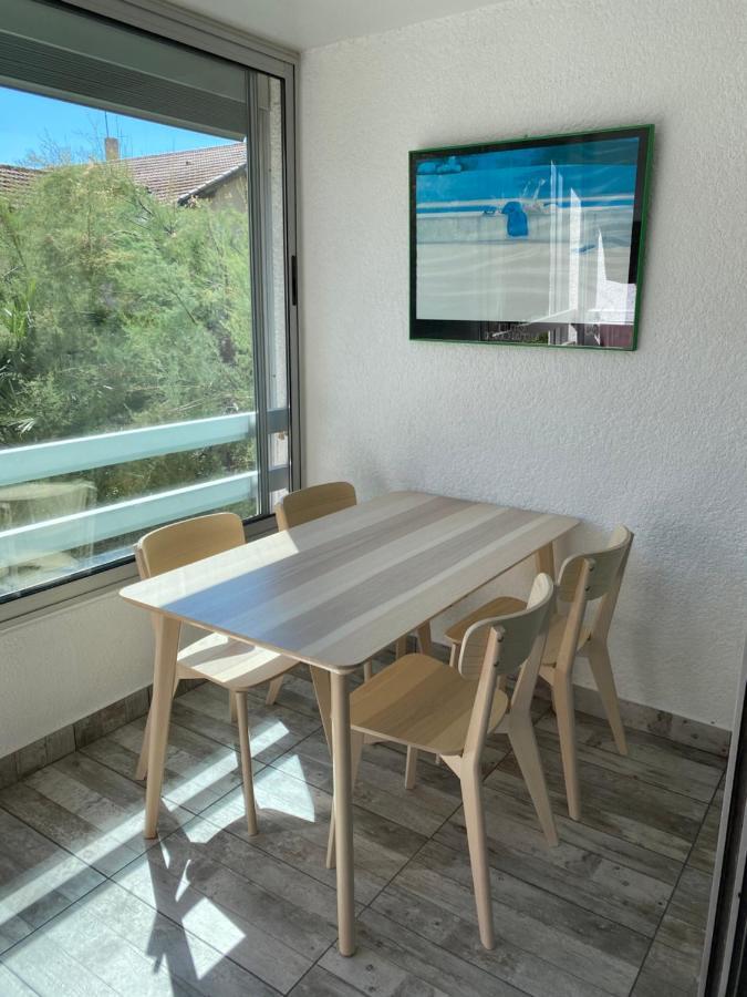 Spacieux Studio Sur Le Port De Hyères Екстериор снимка